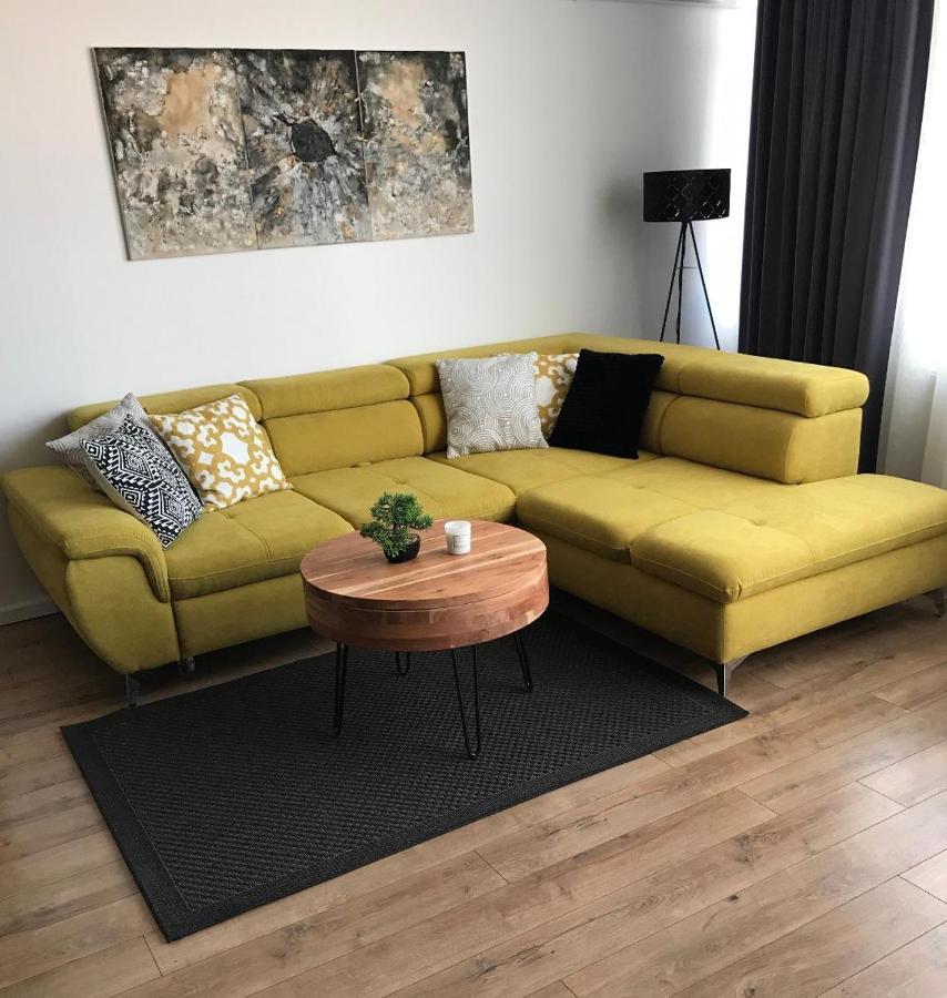 Sole Apartment 2 Satu Mare Extérieur photo